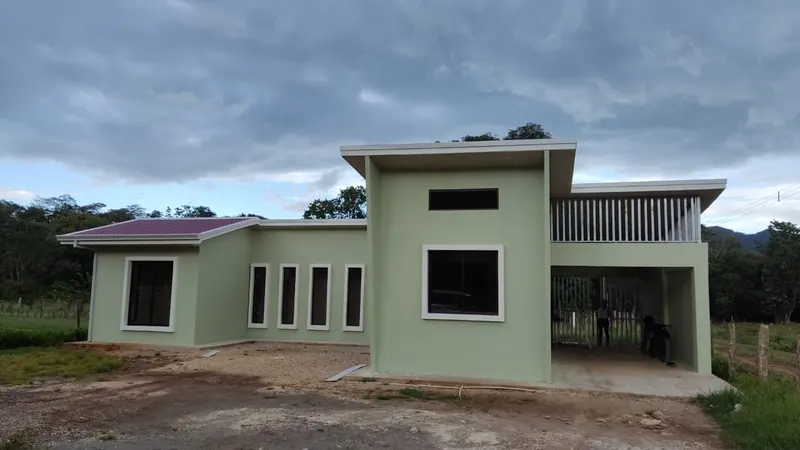 Ksa Vica — Sabana Grande, Nicoya